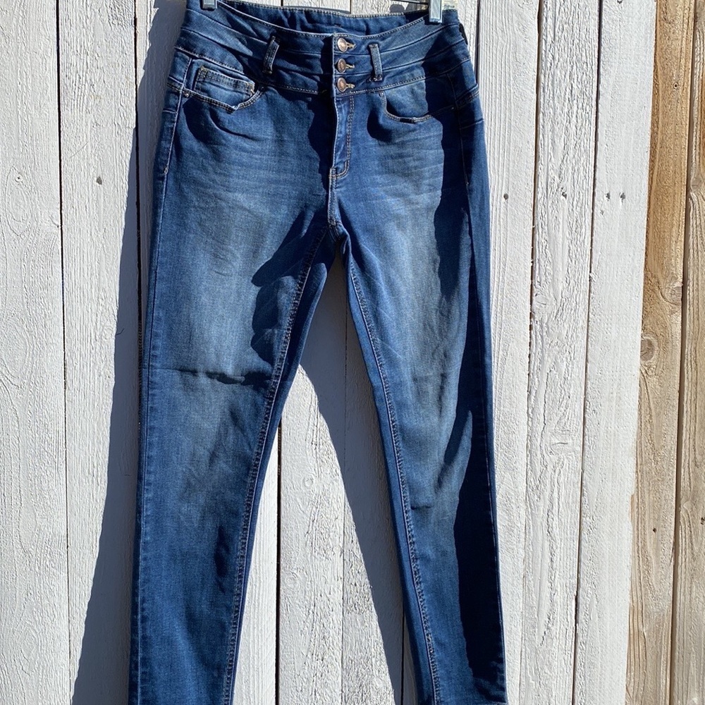 Forever 21 Jeans - Picture 3 of 6